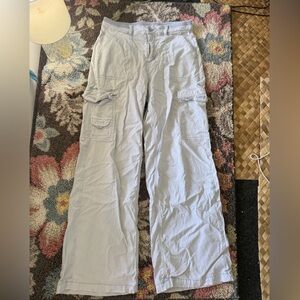 American Eagle Outfitters Light Gray Cargo Pants